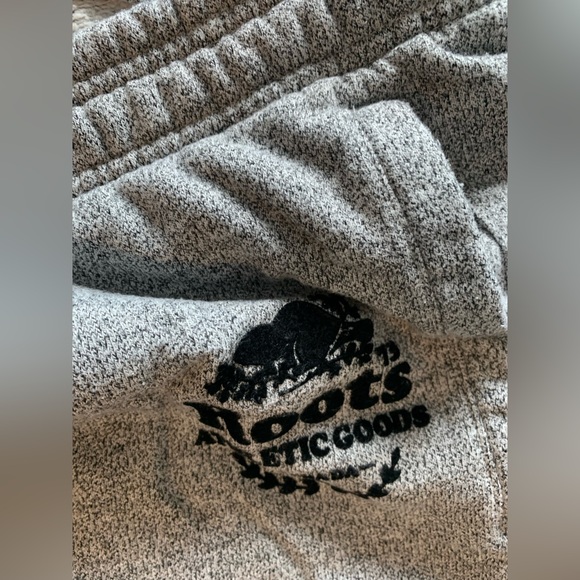 Salt and pepper Roots Canada Sweatpants! - Picture 2 of 3